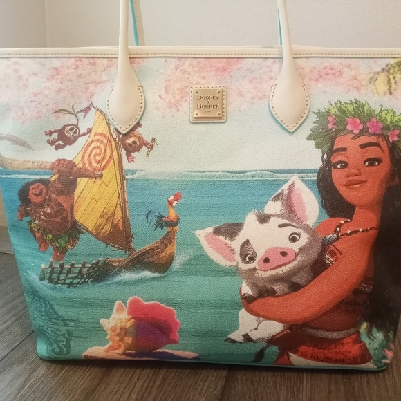 Moana Disney Dooney tote - Picture 2 of 14